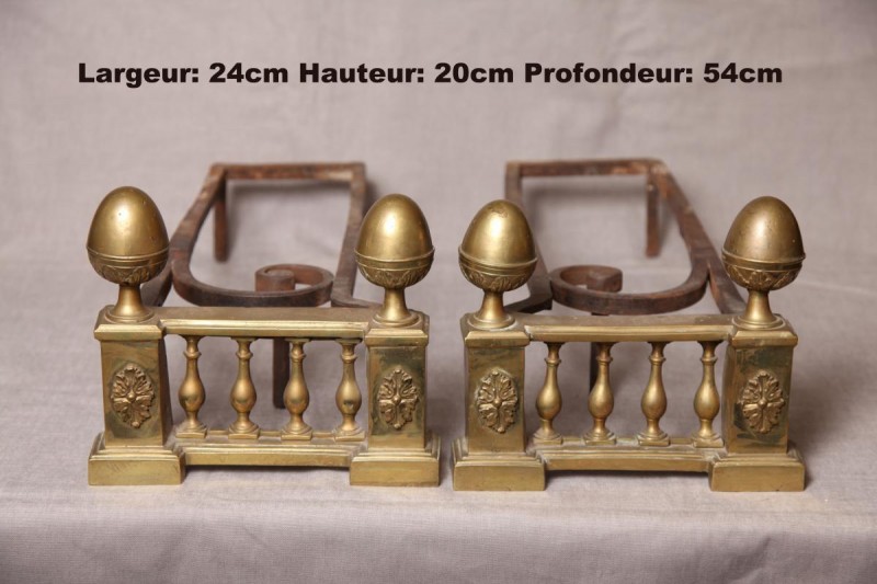 Paire de chenets anciens en bronze d'époque Louis XVI Directoire 18 ème