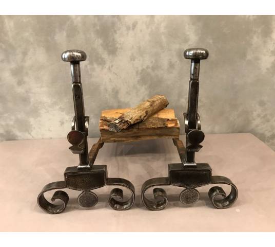 Pair of ancient wrought iron kennels 18 th