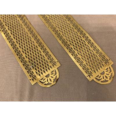 Set of two plates of cleanliness in vintage brass 19 th