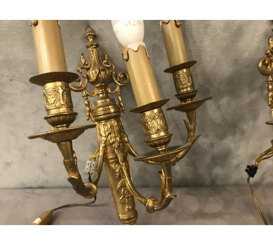 Belle paire d'appliques en bronze doré d'époque 19 ème Louis XVI