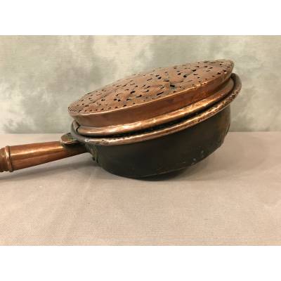 Eighth period copper Bassinoire, engraved and added