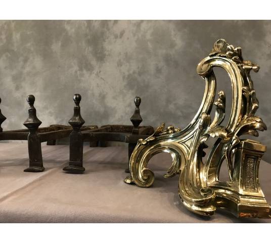 Beautiful pair of vintage bronze channels Louis XV 18 th