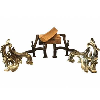 Belle paire de chenets en bronze d'époque Louis XV 18 ème