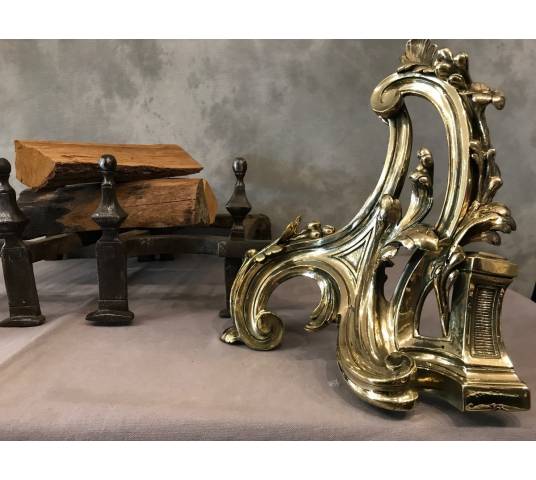 Beautiful pair of vintage bronze channels Louis XV 18 th