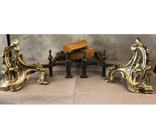 Beautiful pair of vintage bronze channels Louis XV 18 th