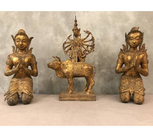 3 pieces in bronze Buddhas at the end 19 th