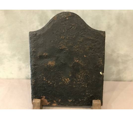 Petite plaque de cheminée en fonte d'époque 18 ème