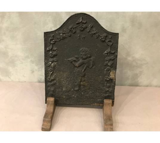 Small chimney plate in vintage cast iron 18 th