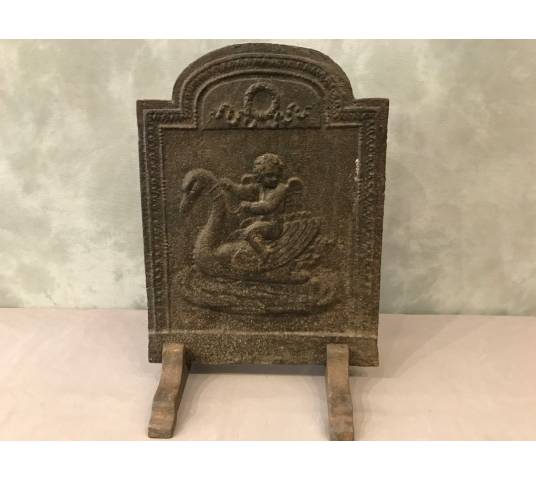 Small antique fireplace plate in vintage cast iron 18 th