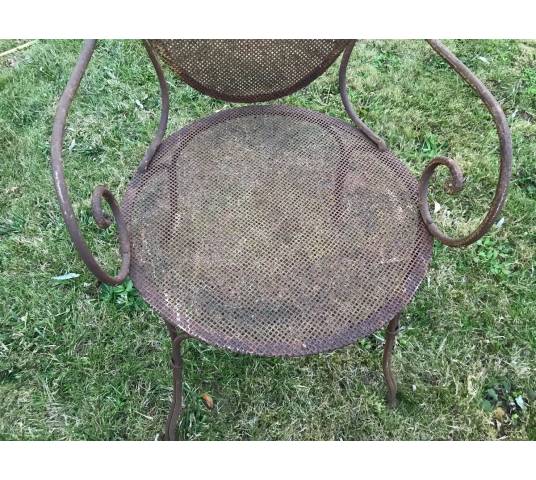 Beau chair of a square iron garden 20 th