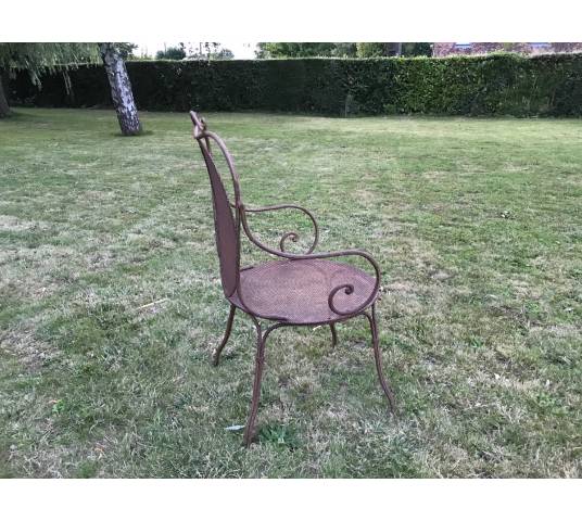 Beau chair of a square iron garden 20 th