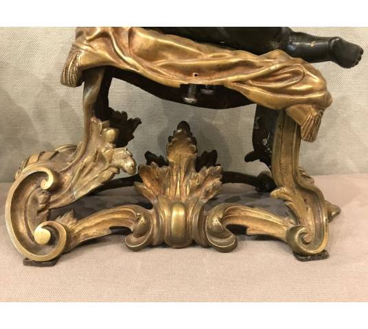 Old, golden kennels in gilded bronze and vintage 19 th