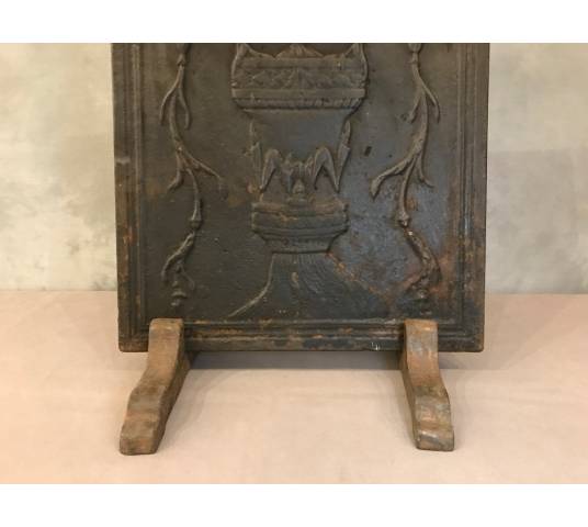 Small antique fireplace plate in vintage cast iron 18 th