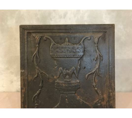 Small antique fireplace plate in vintage cast iron 18 th
