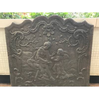 Beautiful large fireplace plate in period cast iron 18 th