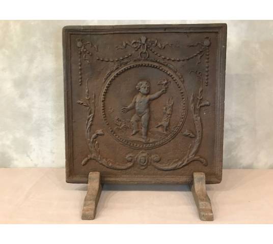 Small fireplace plate in period cast iron 18 th