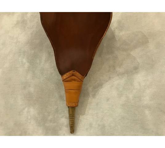 Small bellows of antique fireplace in epoch varnish 19 th