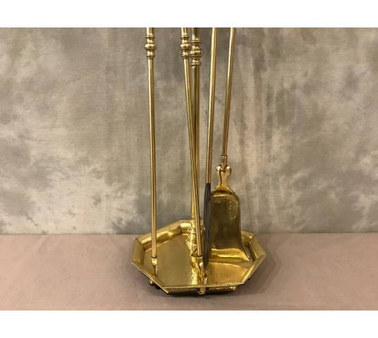 Large chimney servant with a polished brass fireplace 19 th to 3 rooms
