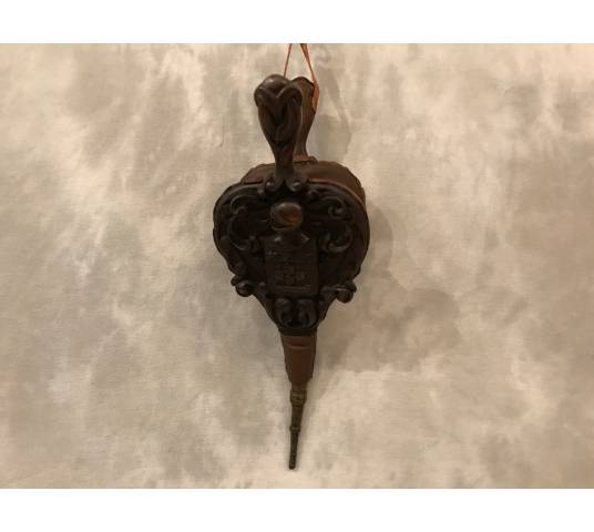 Beau soufflet de cheminée ancien en bois sculpté d'époque 19 ème