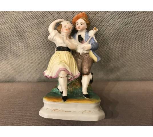 Petit groupe en porcelaine Allemande d'époque 19 ème