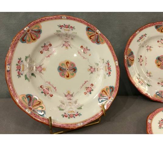 Set of six Minton porcelain desert plates of epoch 19 th