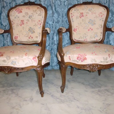 Pair of Louis XV armchairs 19 th in beech