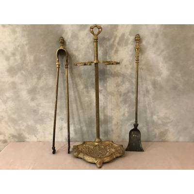 Servant of ancient fireplace in bronze and vintage brass 19 th