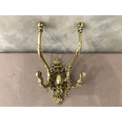 Man-cakes, polished bronze paters and epoch 19 th