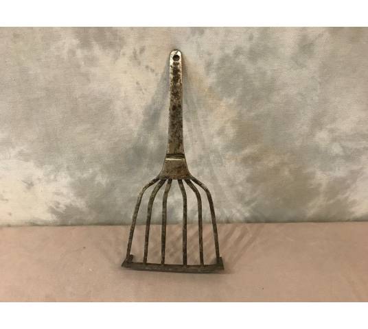 Ancient Iron Drilled Meat Grill 19 th