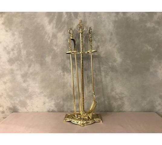 Servant of ancient fireplace in bronze and vintage brass 19 th