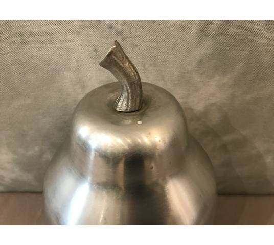 Ice seau in stainless steel around 1970 in the shape of pear