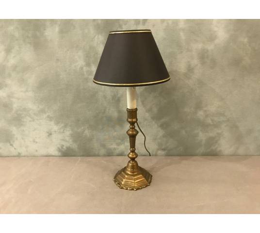 Bougeoir mounted in lamp of time 18 th
