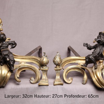 Pair of ancient bronze channels model with period characters 19 th Louis XV