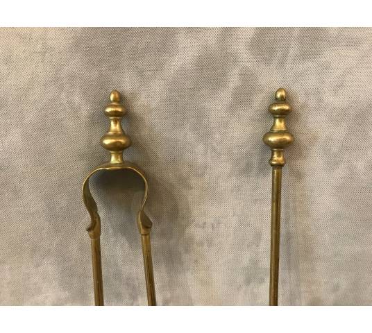 Ensemble d'une pelle et d'une pince en laiton d'époque 19 ème