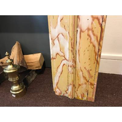 Cheminée décorative en bois peint d'époque fin 19 ème