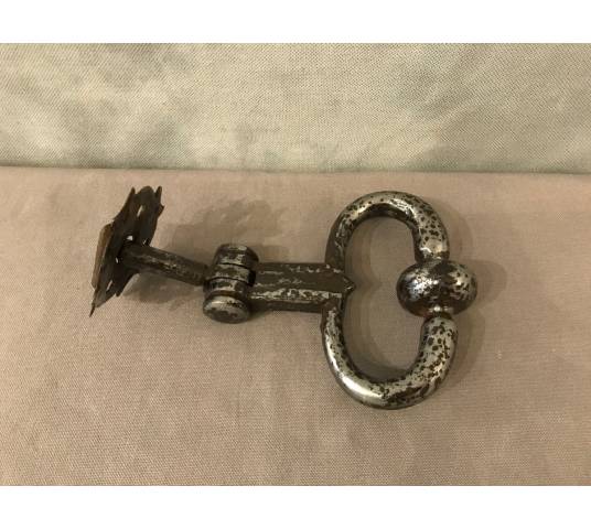 Heurtoir de porte en fer forgé d'époque 18 ème