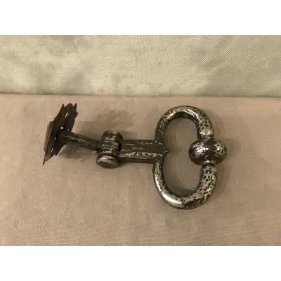 Heurtoir de porte en fer forgé d'époque 18 ème
