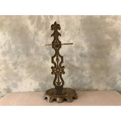 Old cast iron fireplace servant from the 19th century