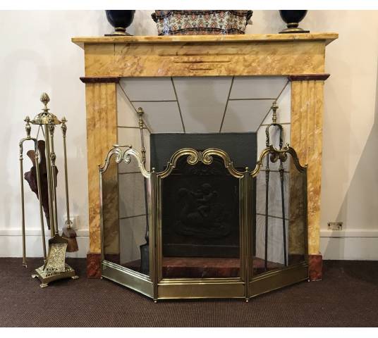 Belle cheminée décorative en bois peint façon faux marbre