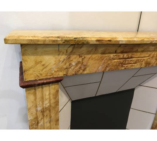 Belle cheminée décorative en bois peint façon faux marbre
