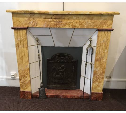 Belle cheminée décorative en bois peint façon faux marbre