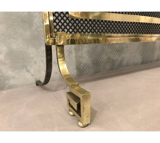 Beau grand pare feu écran de cheminée en bronze et laiton d'époque 19 ème