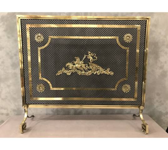 Beau grand pare feu écran de cheminée en bronze et laiton d'époque 19 ème