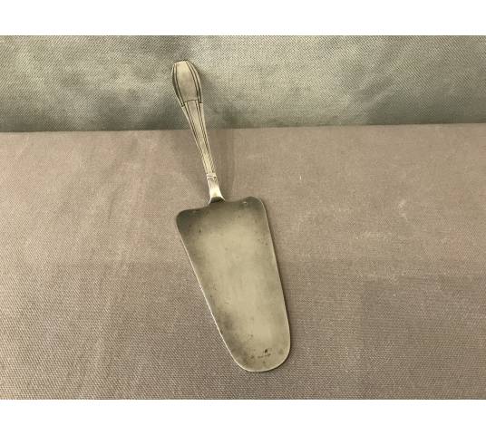 Pelle à gâteaux en métal argenté vers 1930