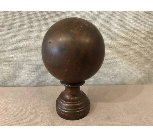 Solid wood staircase ball from the 19th century