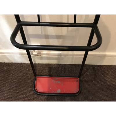 Black iron ball coat rack from the 1970s after Roger Ferraud