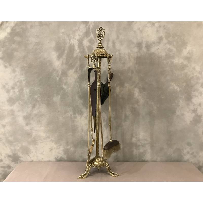 Old fireplace servant 5 pieces in bronze and brass from the 19th century