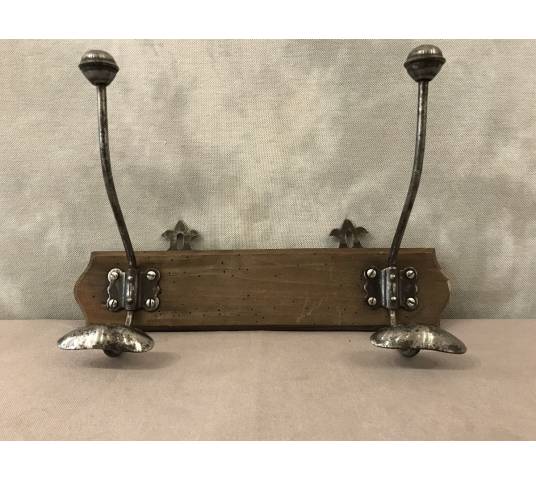 Coat rack, coat hooks on iron wood from the 19th century