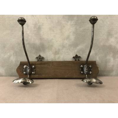 Coat rack, coat hooks on iron wood from the 19th century