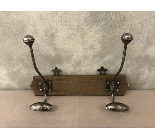 Coat rack, coat hooks on iron wood from the 19th century